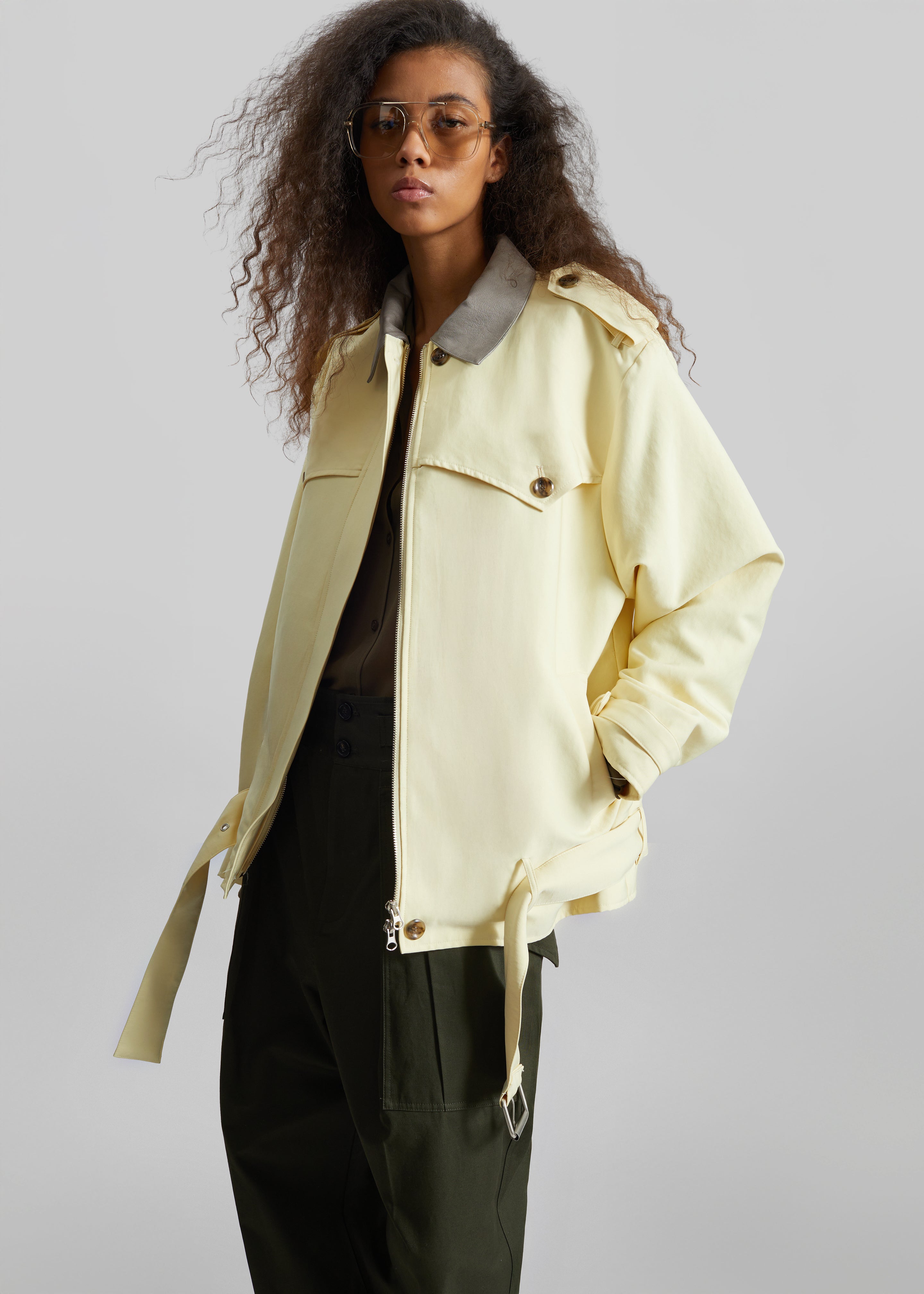 Alleray Short Trench - Yellow