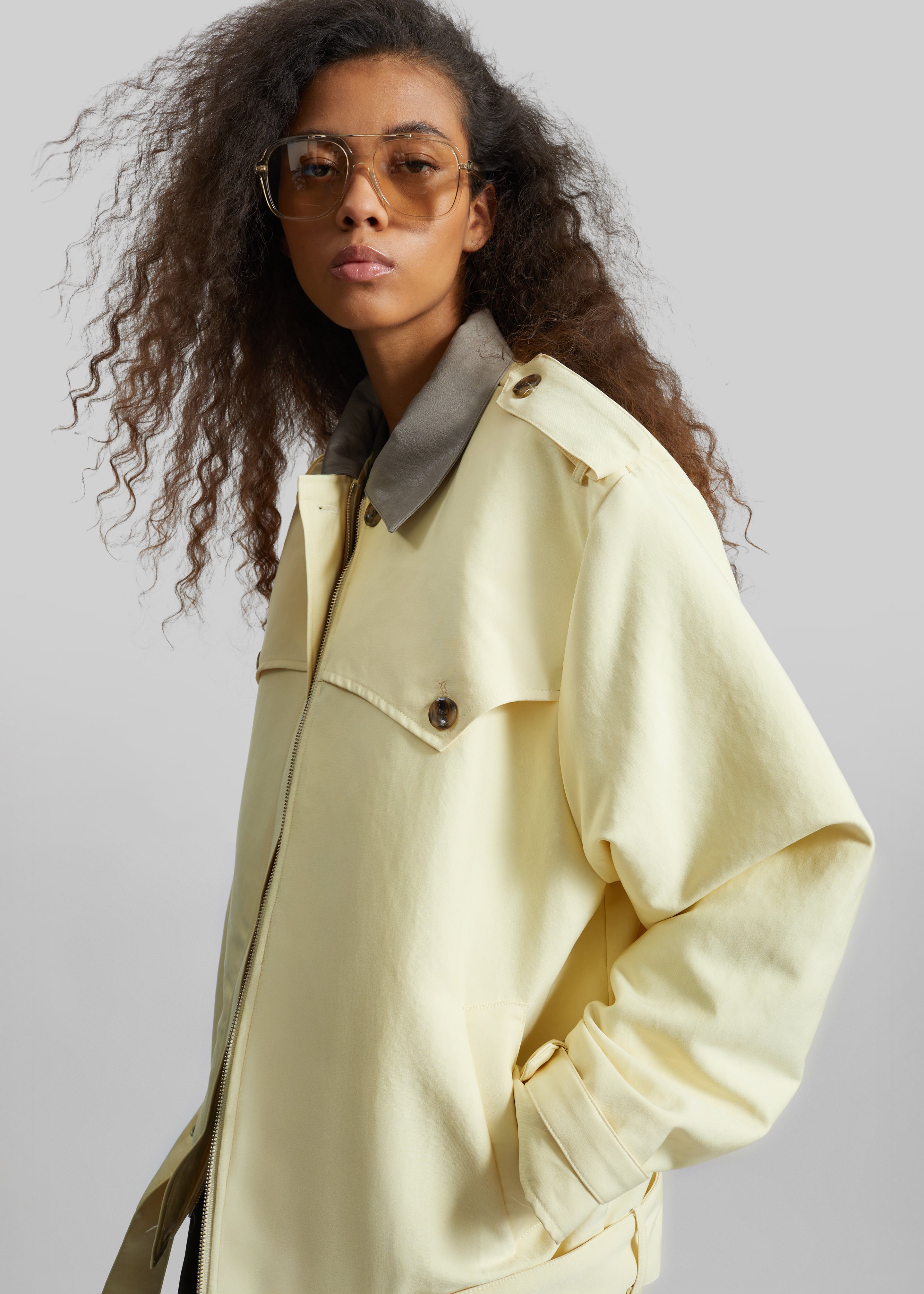 Alleray Short Trench - Yellow