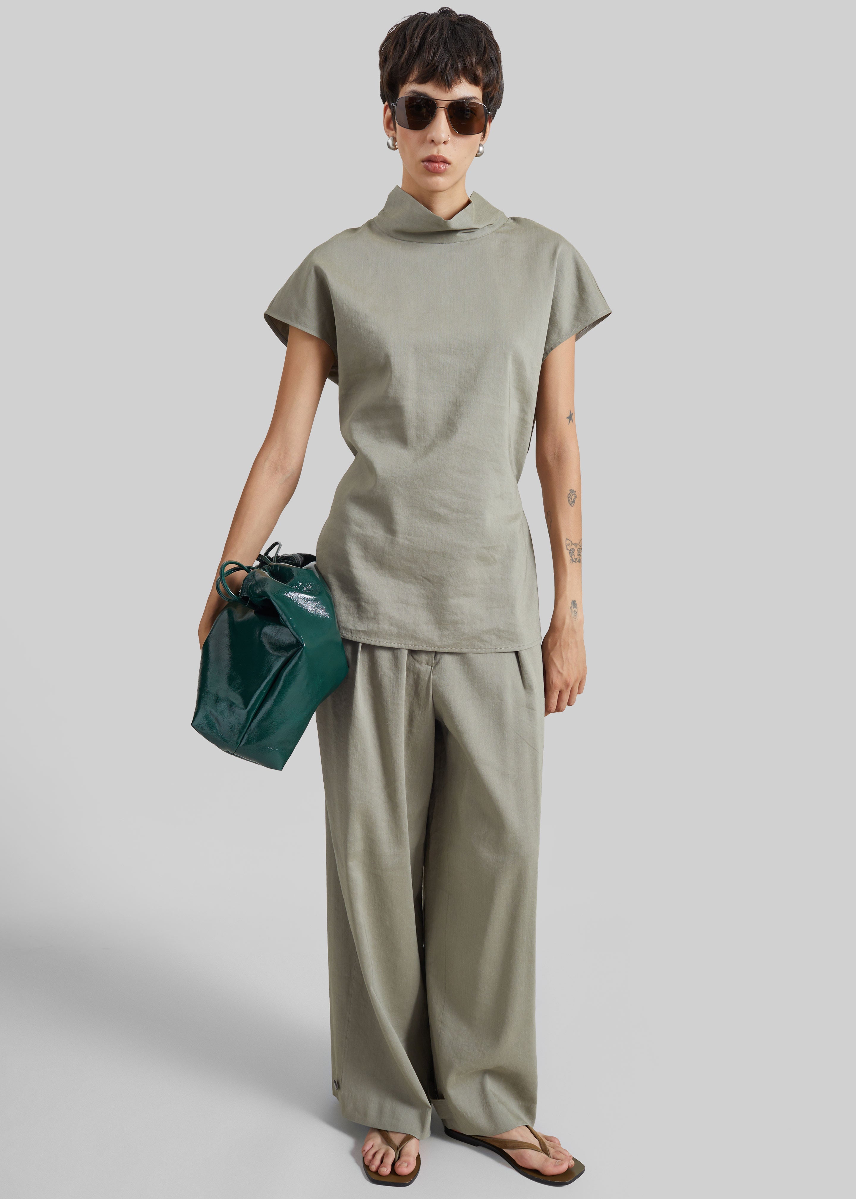 Auray Pleated Trousers - Olive
