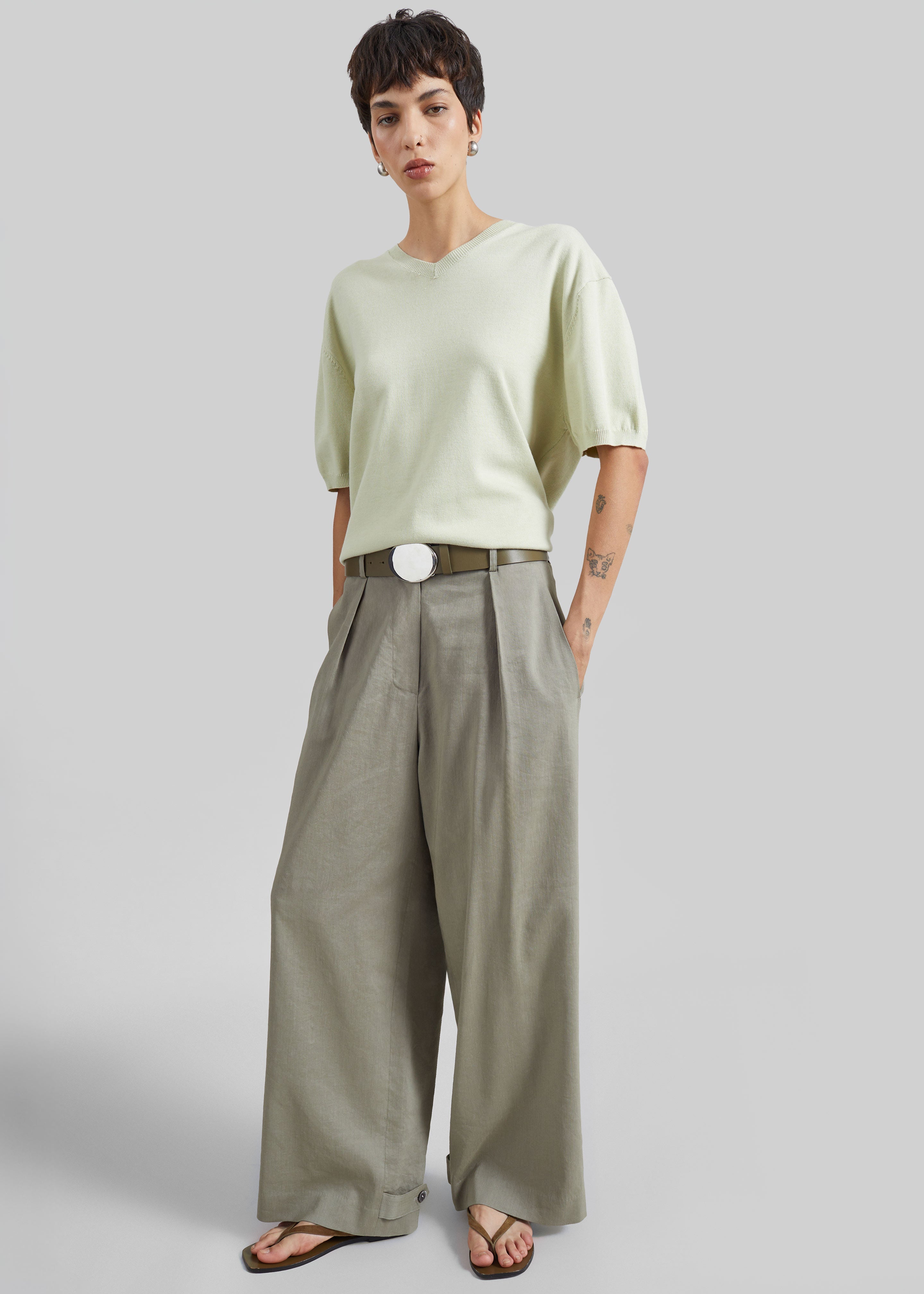 Auray Pleated Trousers - Olive