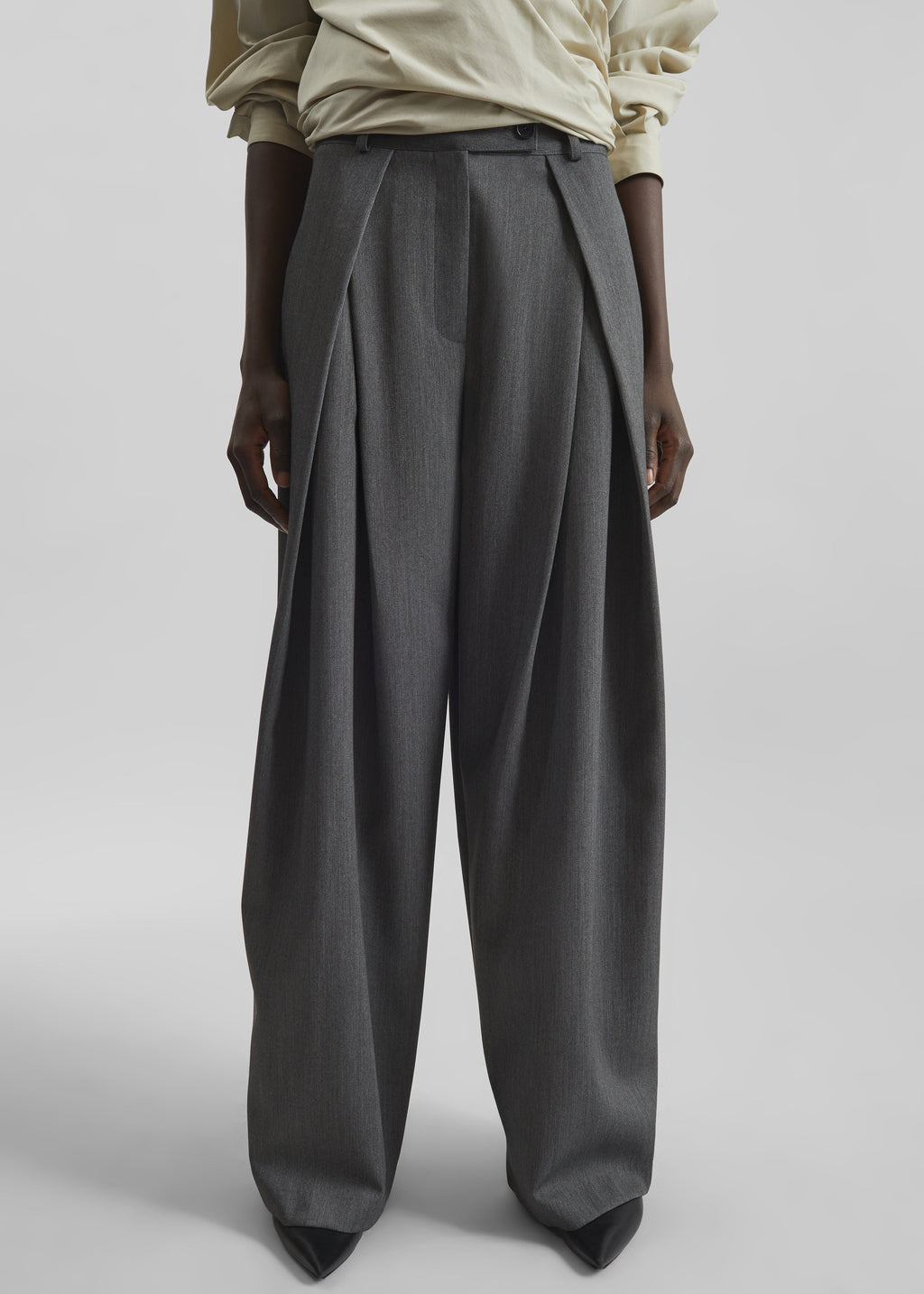 Avray Pleated Trousers - Grey