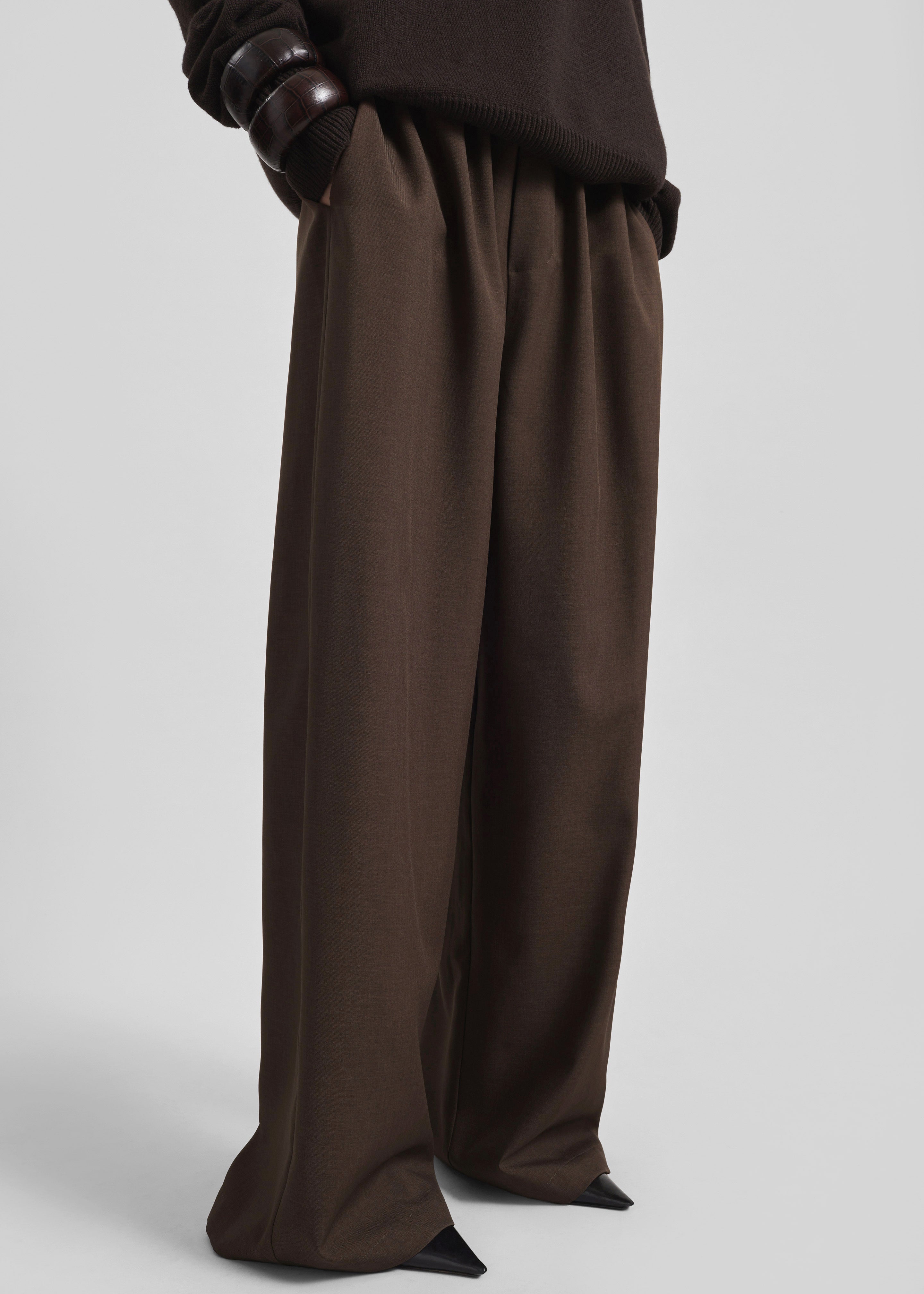 Baxter Track Pants - Dark Brown