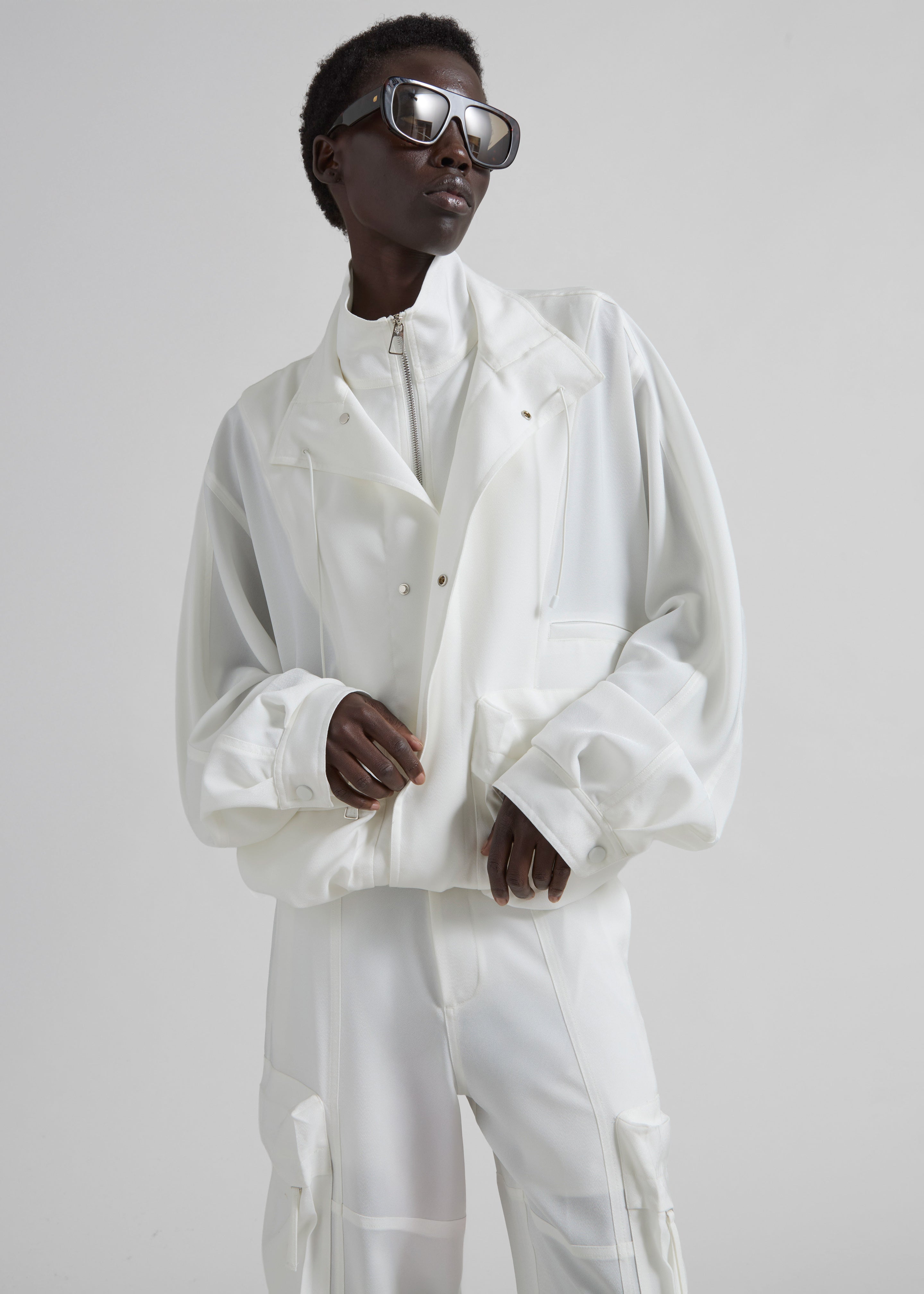 Breya Fluid Jacket - White