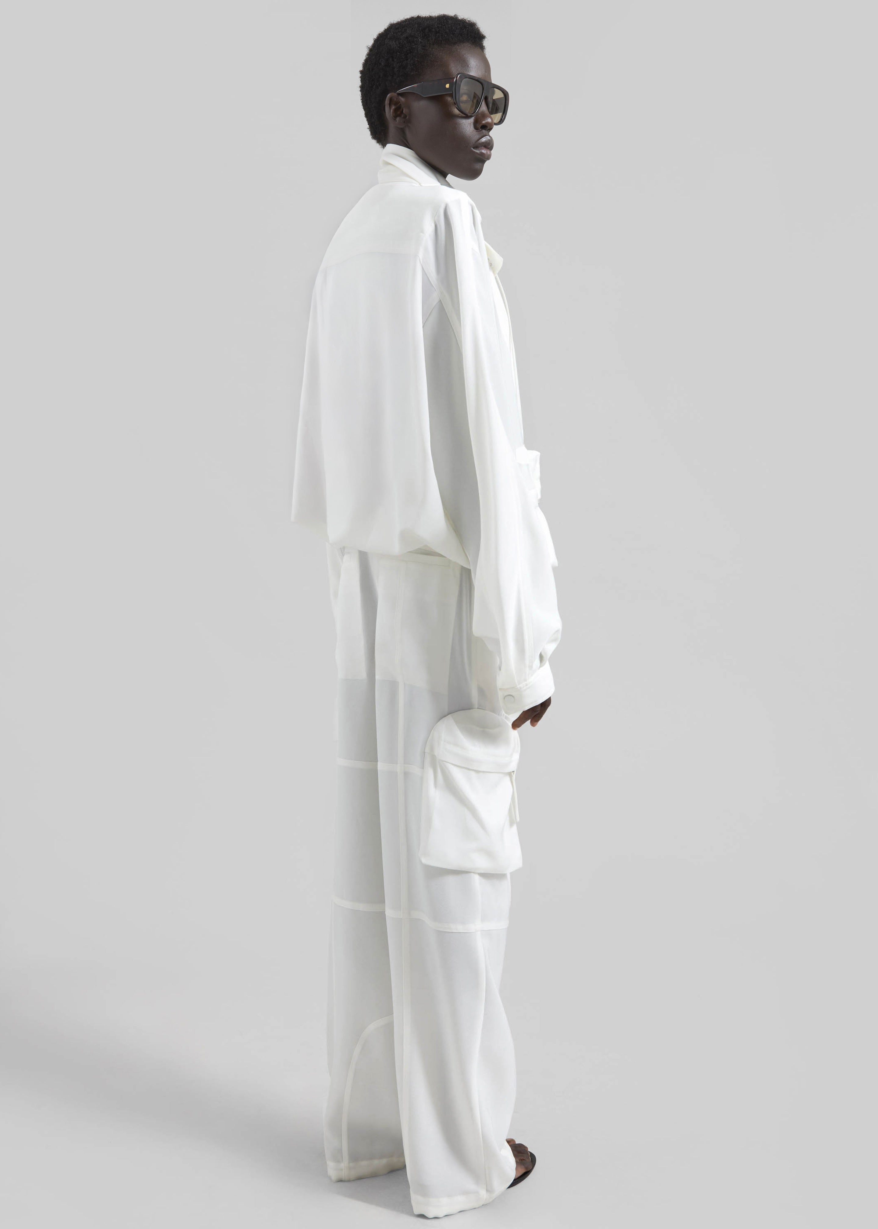 Breya Fluid Jacket - White