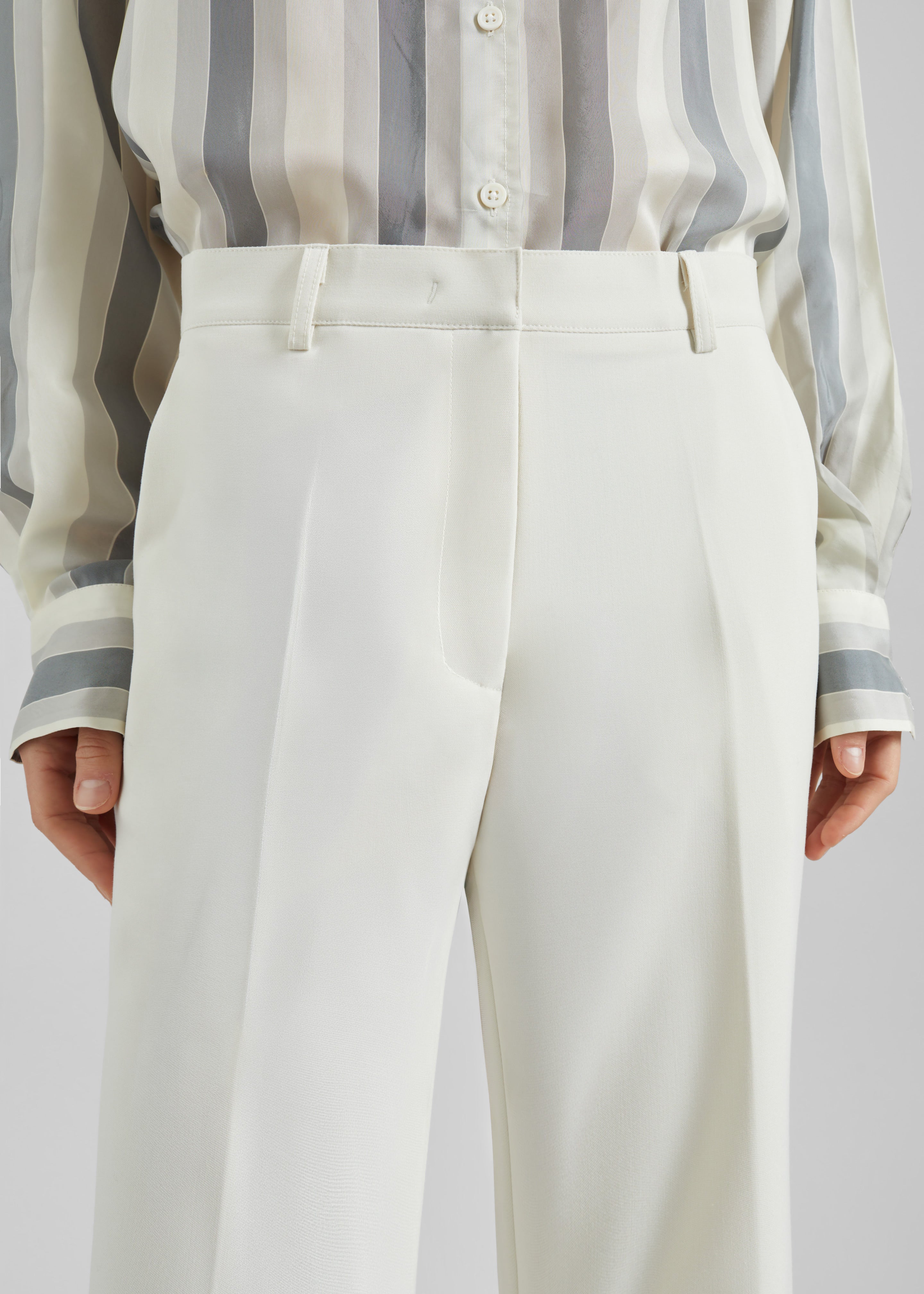 Chesnay Bootcut Pants - Cream