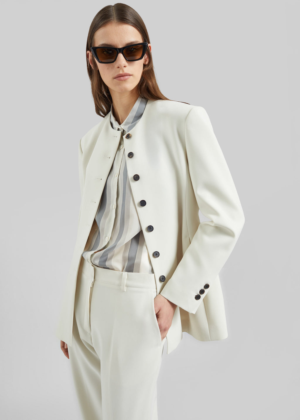 Chesnay Collarless Blazer - Cream