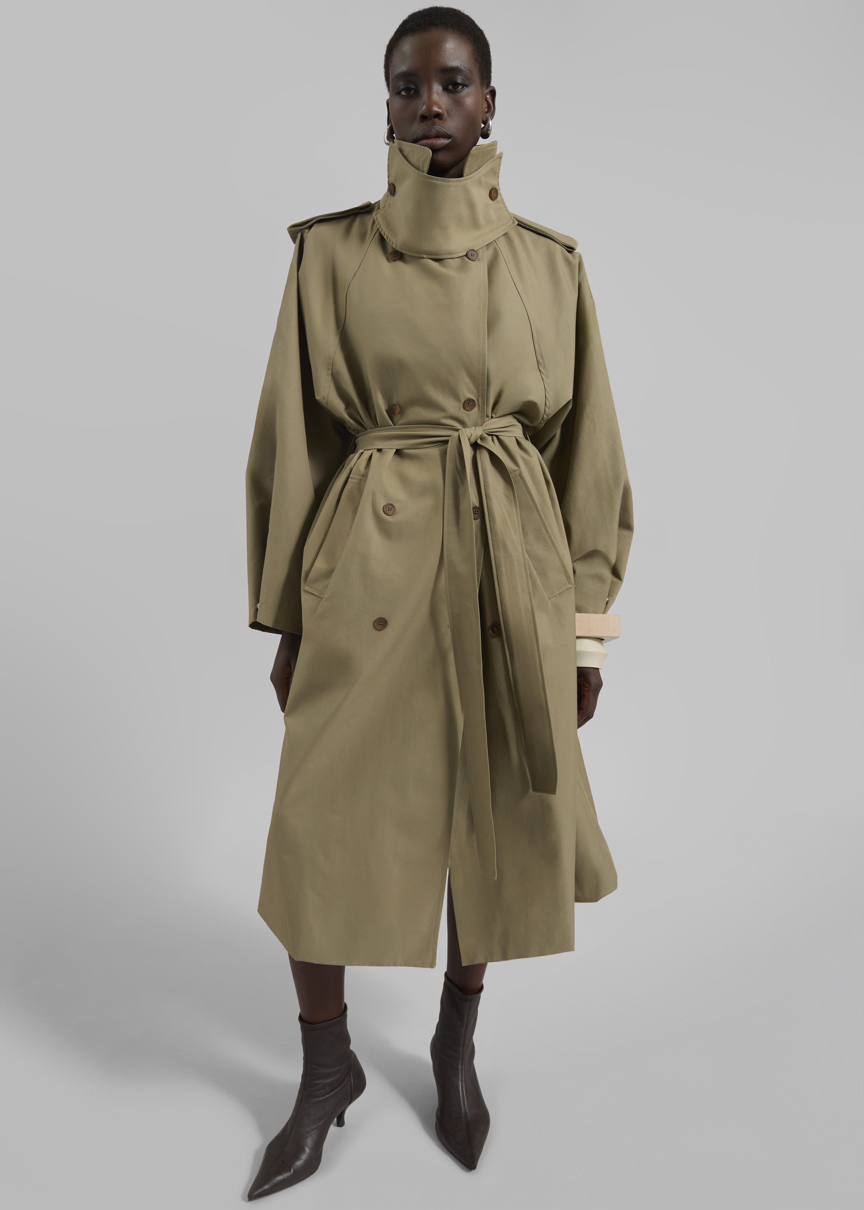 Davos Trench Coat - Pale Olive