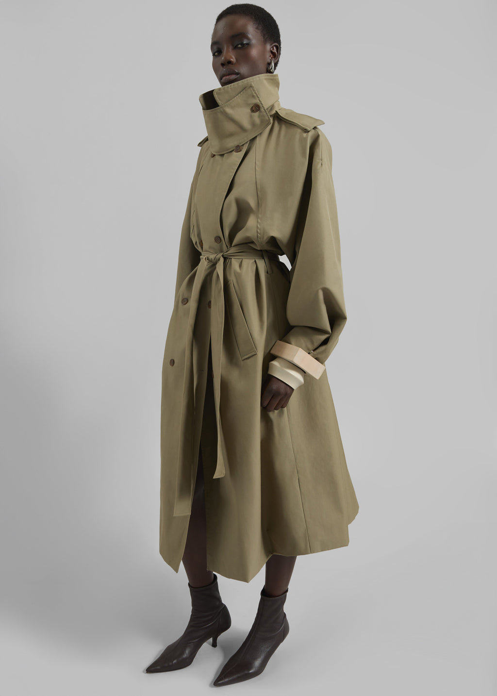 Davos Trench Coat - Pale Olive