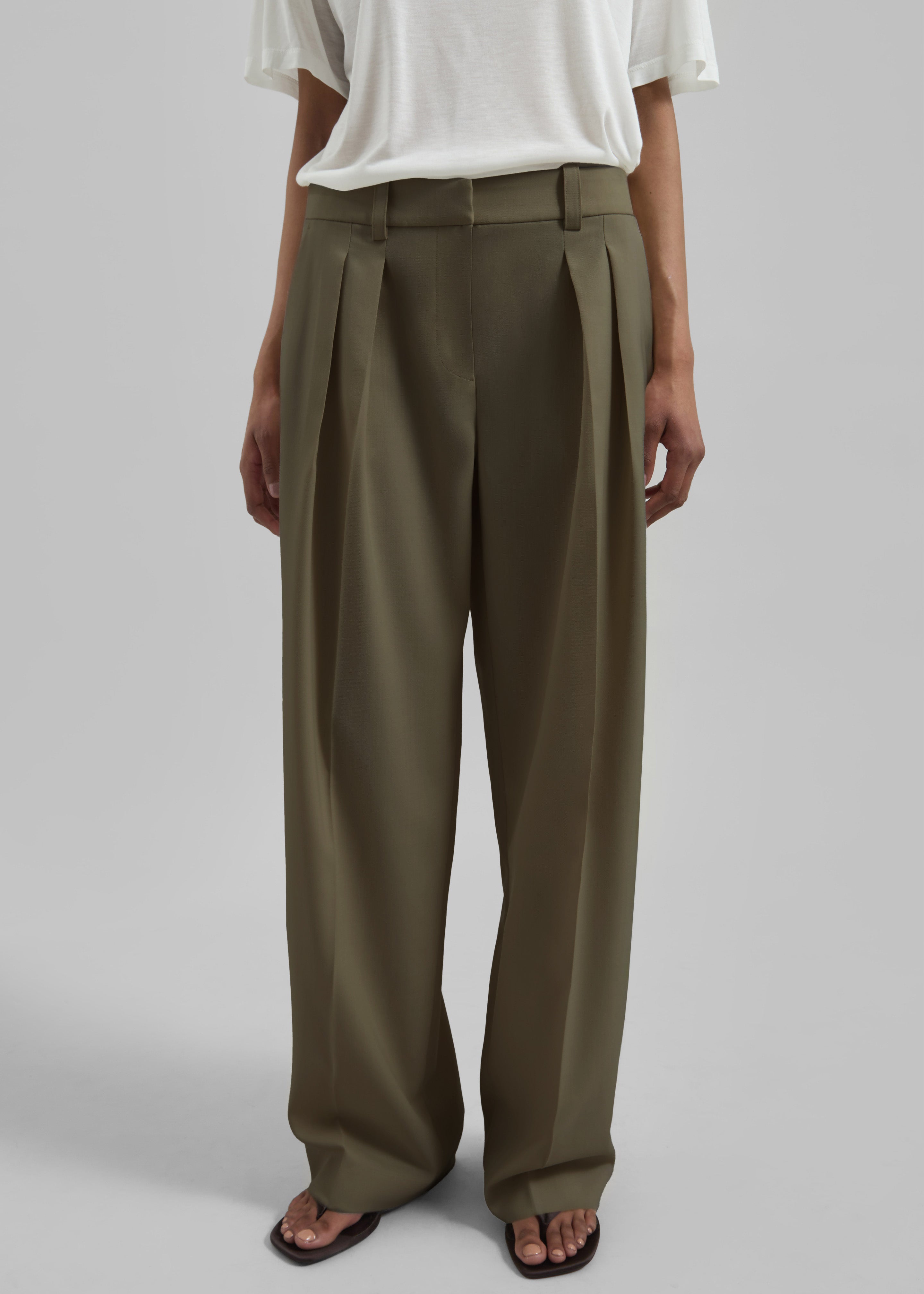 Daytona Pleated Trousers - Khaki