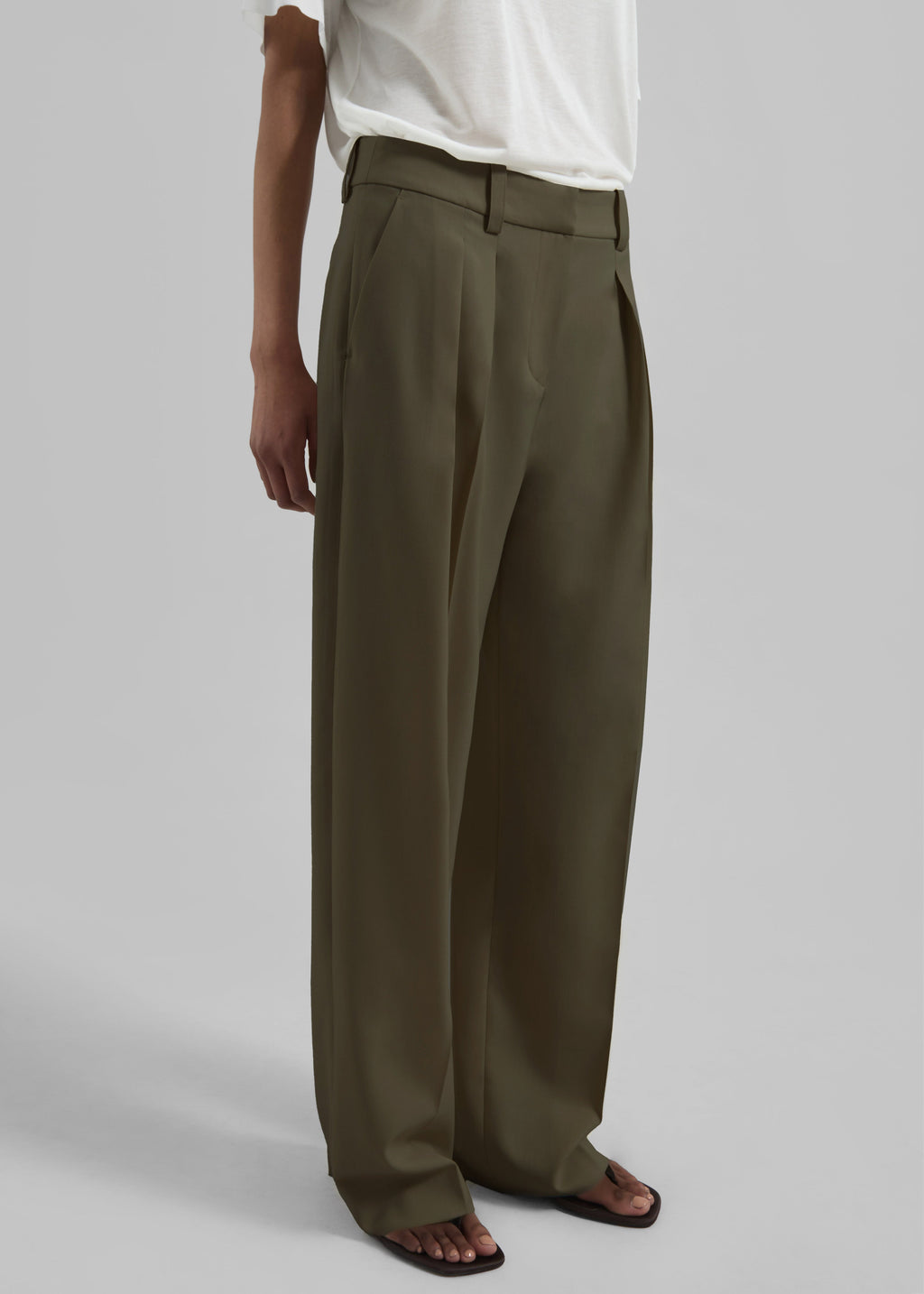 Daytona Pleated Trousers - Khaki
