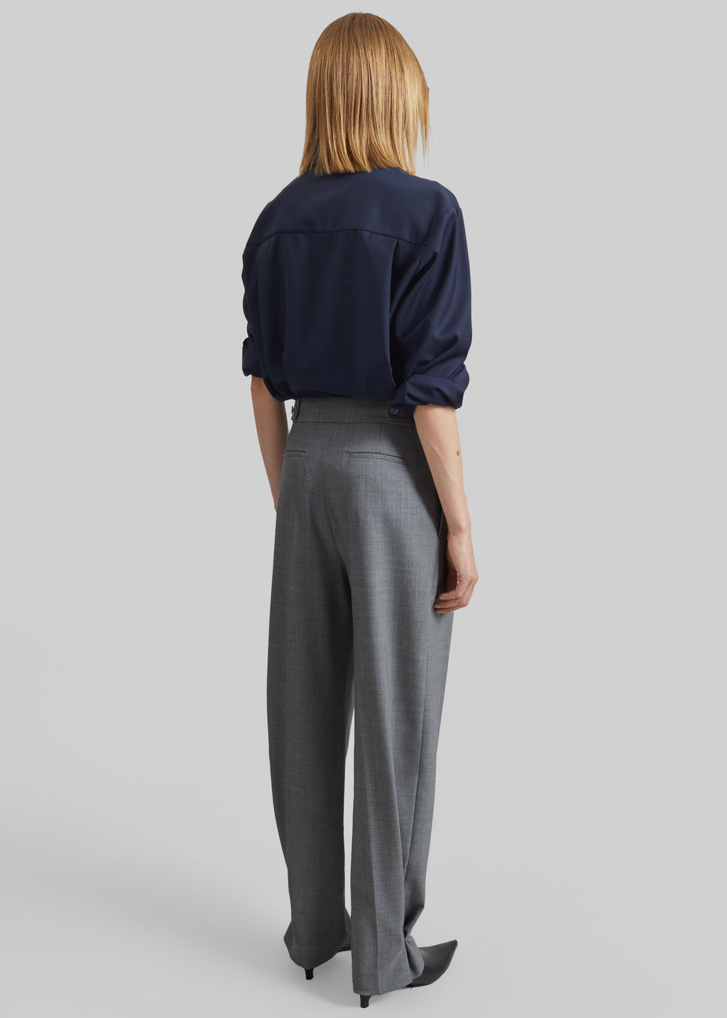 Doyer Pleated Trousers - Light Grey