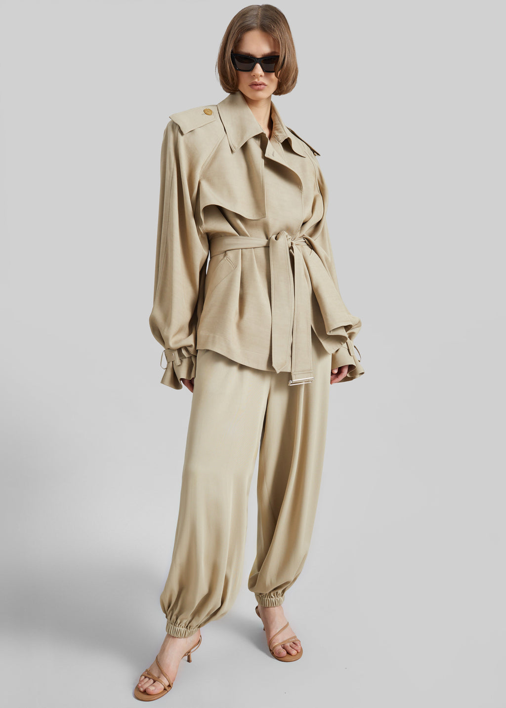 Elva Fluid Short Trench - Beige