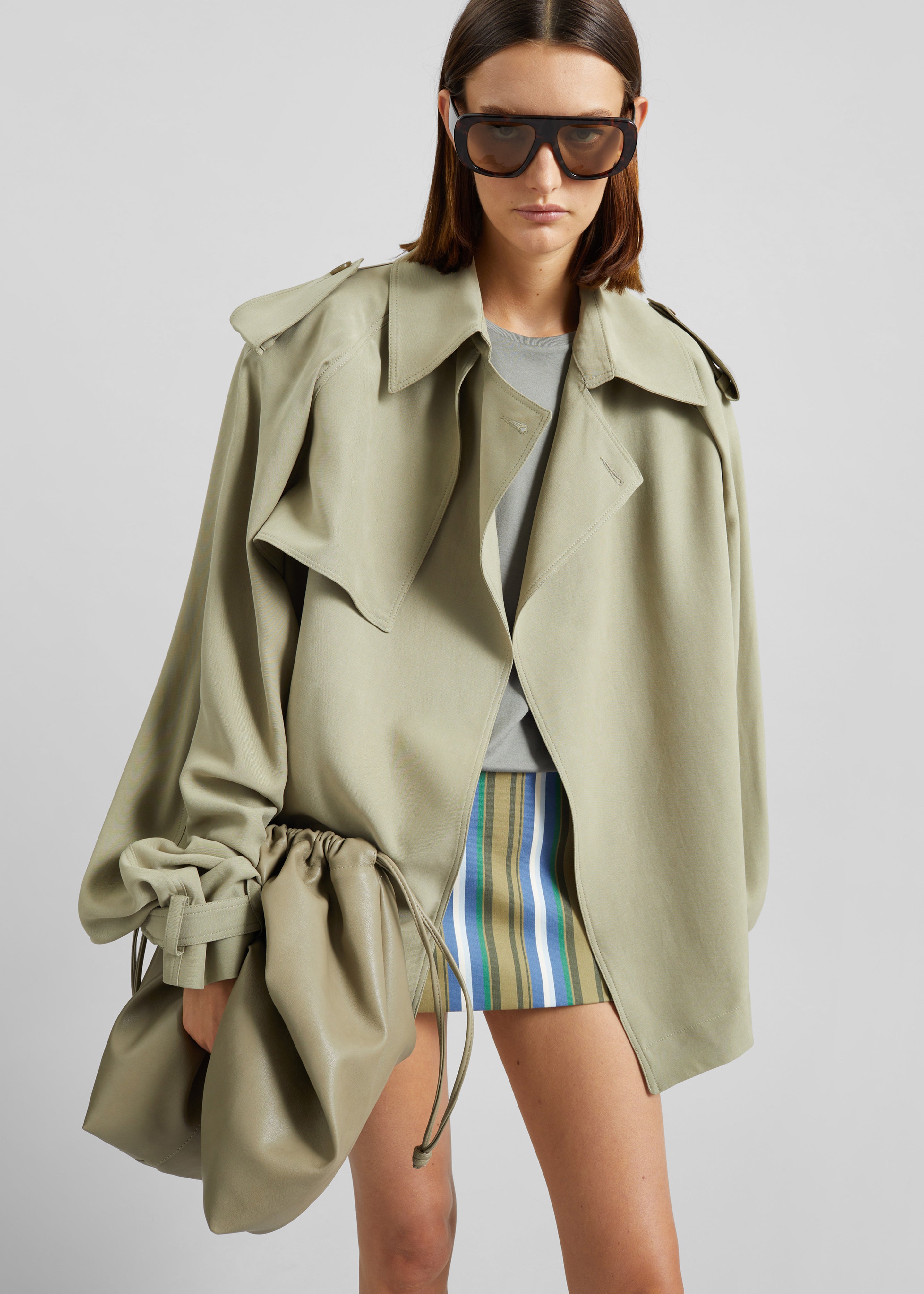 Elva Fluid Short Trench - Sage