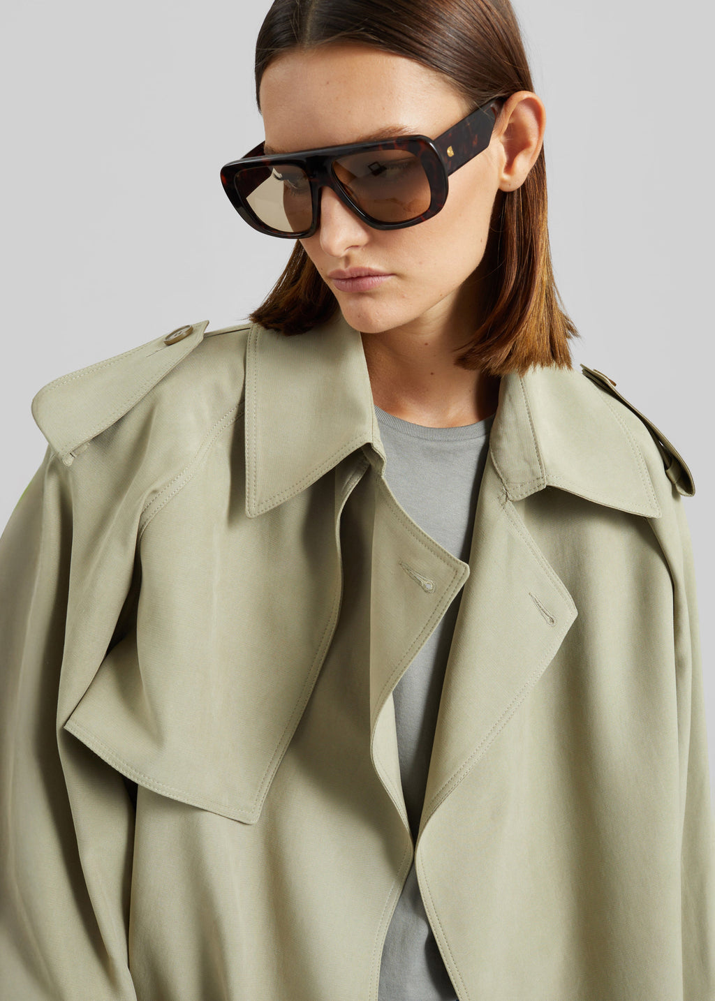 Elva Fluid Short Trench - Sage