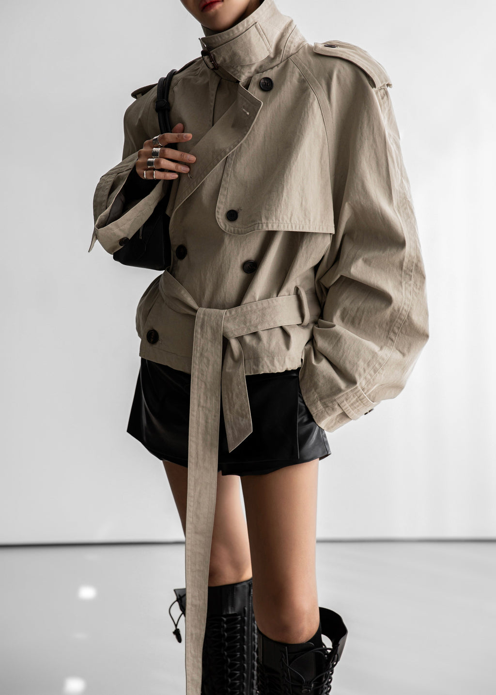 Mads Cropped Trench - Beige