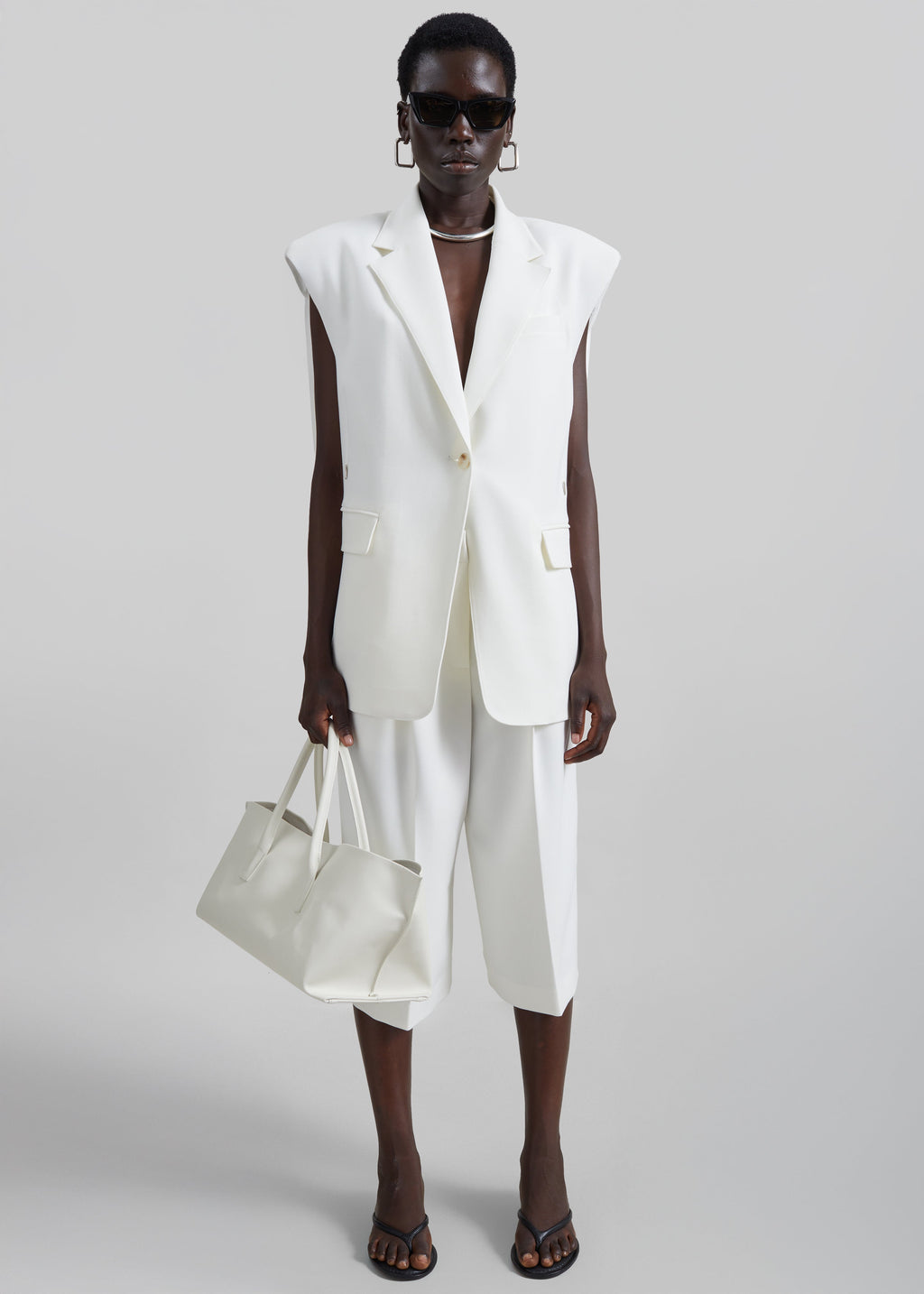 Jag Pleated Bermuda Shorts - White