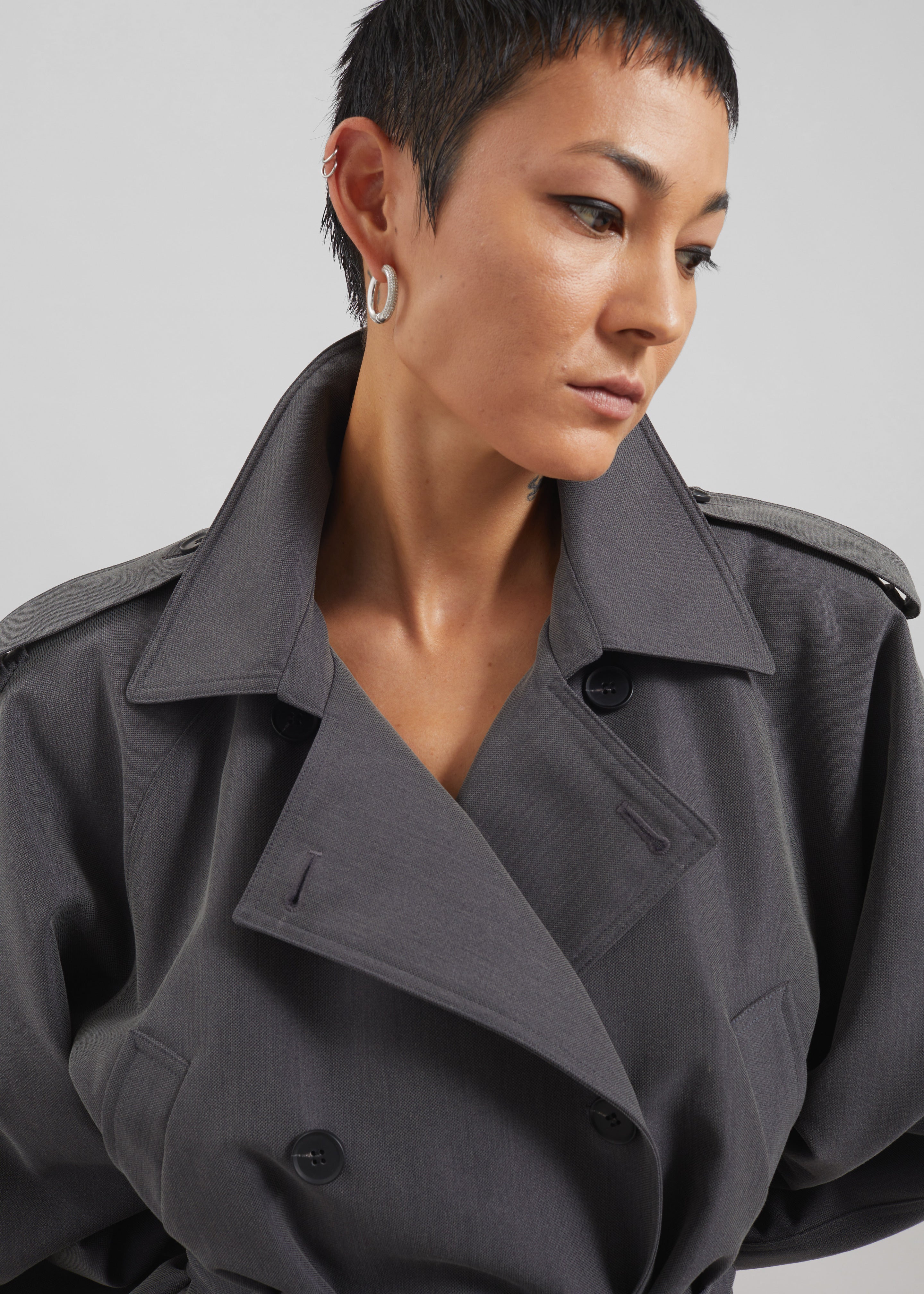 Kinsley Cropped Trench Jacket - Grey