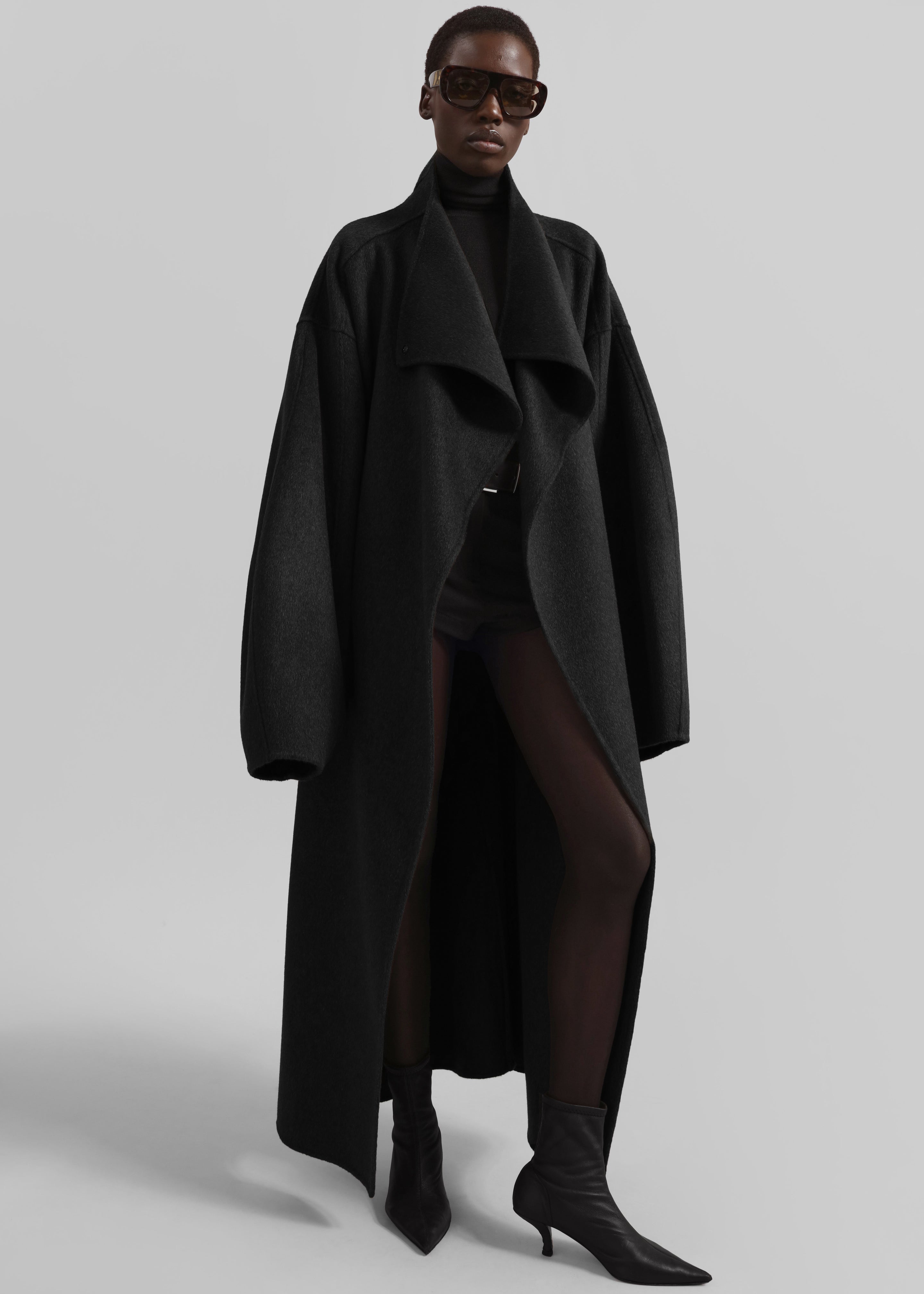 Leroy Funnel Neck Wool Coat - Black