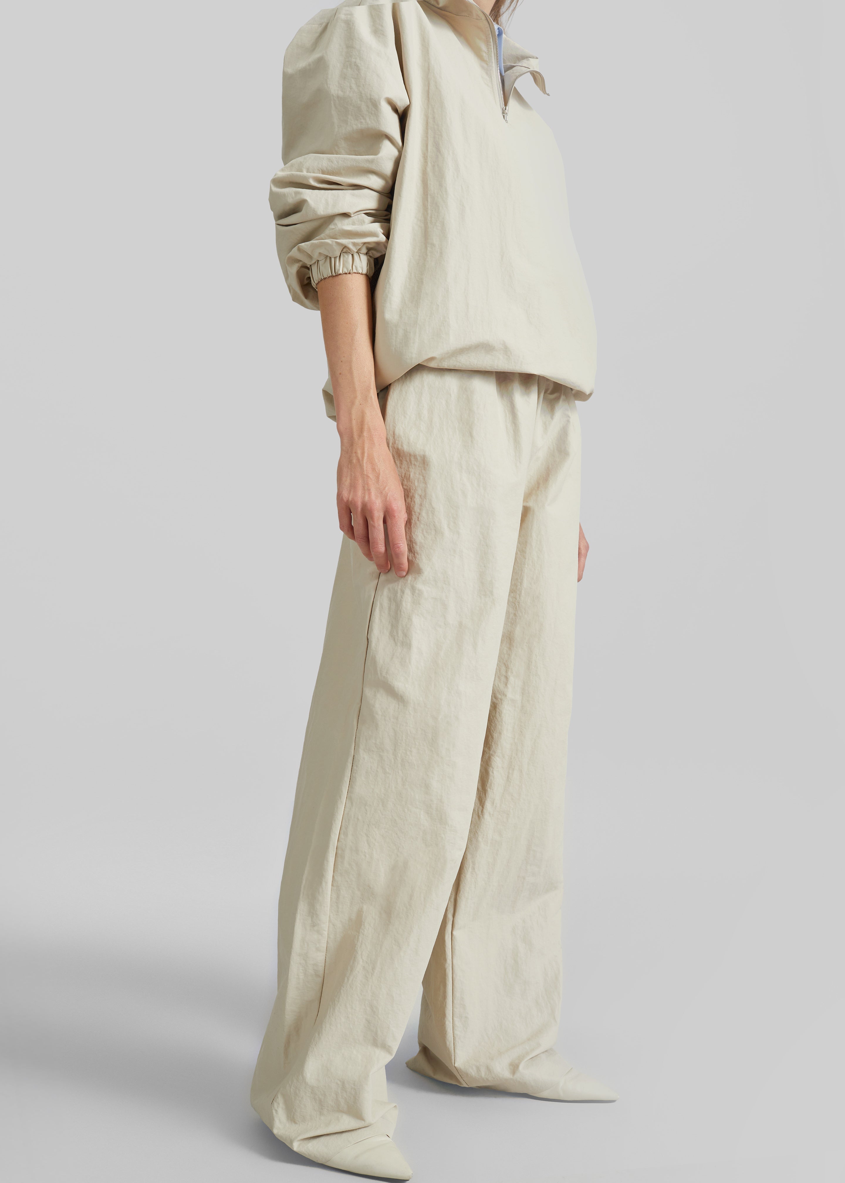 Majvik Joggers - Light Beige