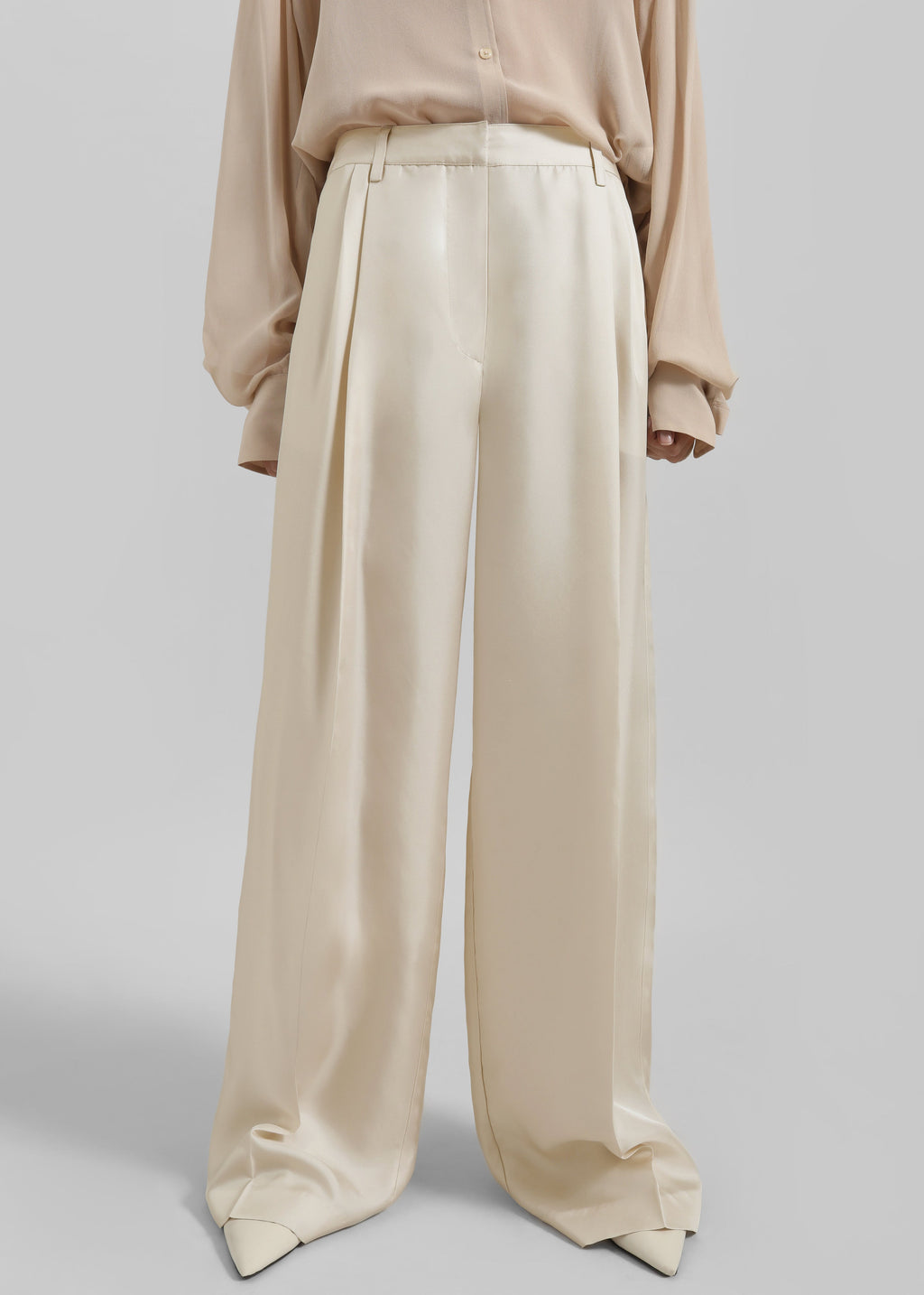 Marfa Pleated Silk Trousers - Light Beige