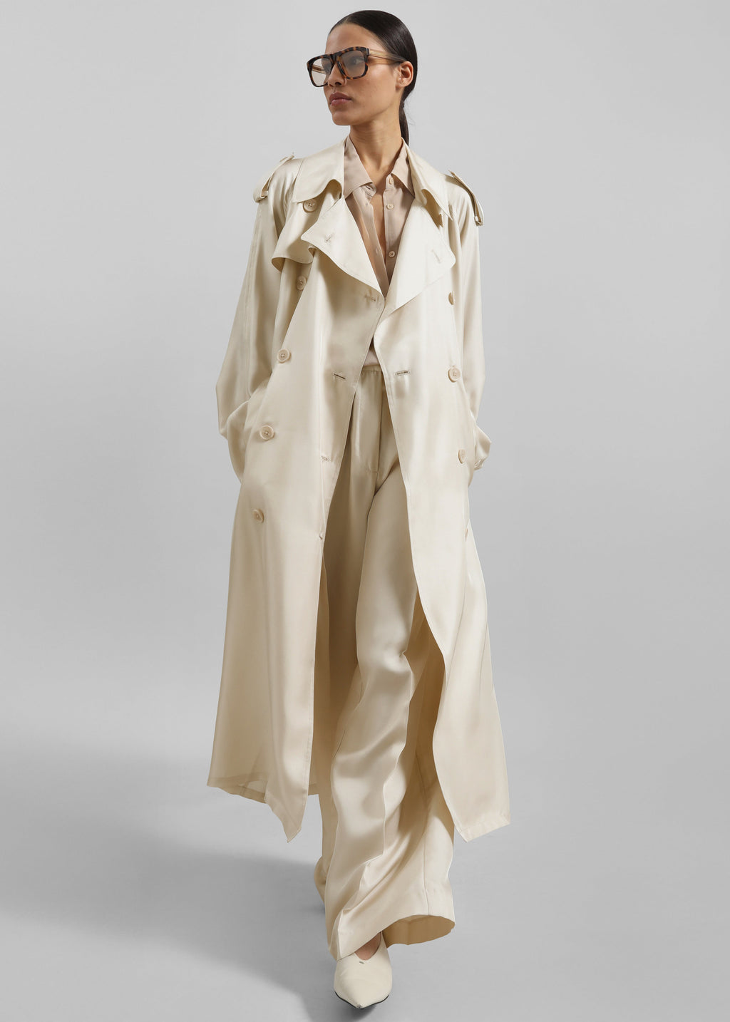 Marfa Pleated Silk Trousers - Light Beige