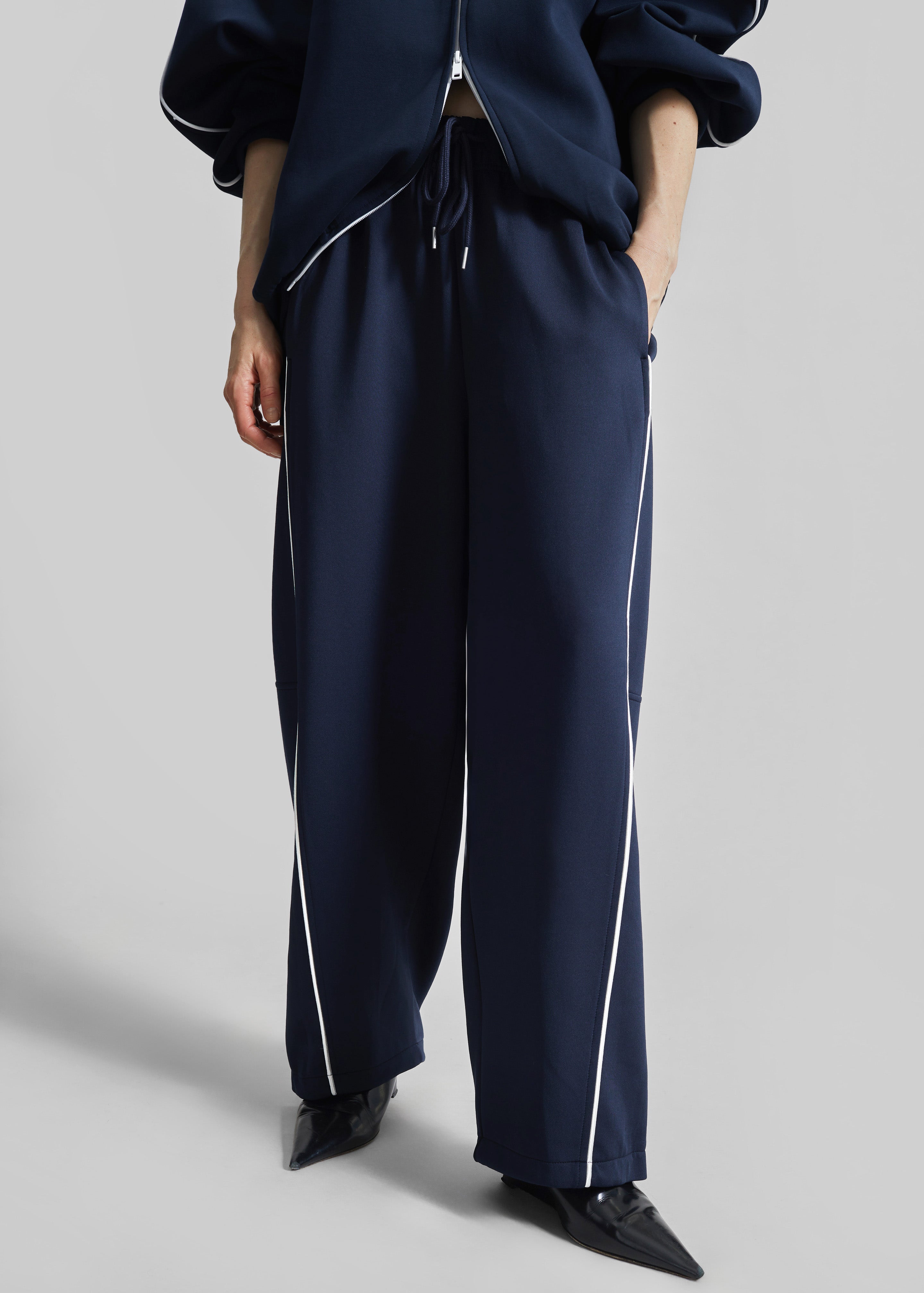 Nayen Track Pants - Navy