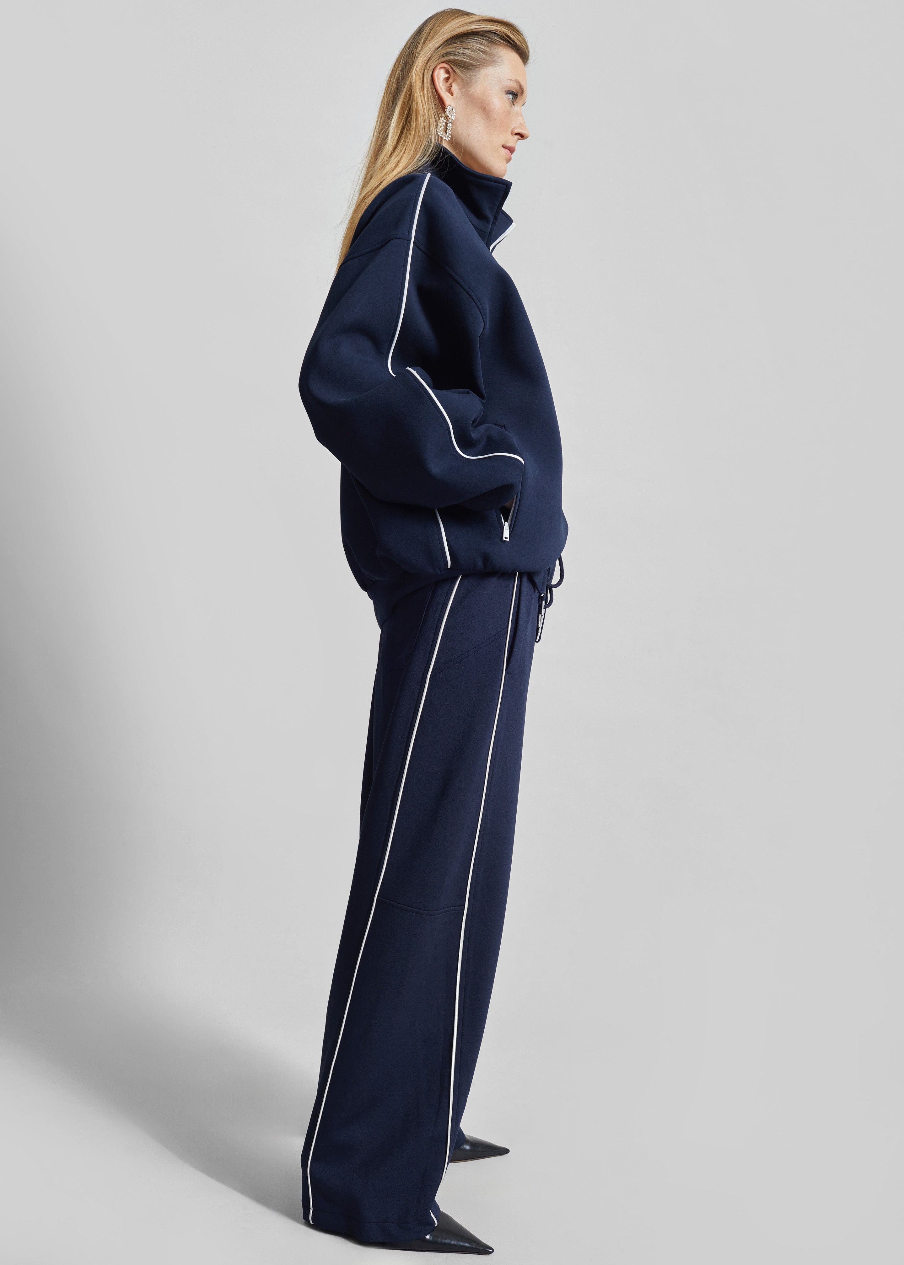 Nayen Track Pants - Navy