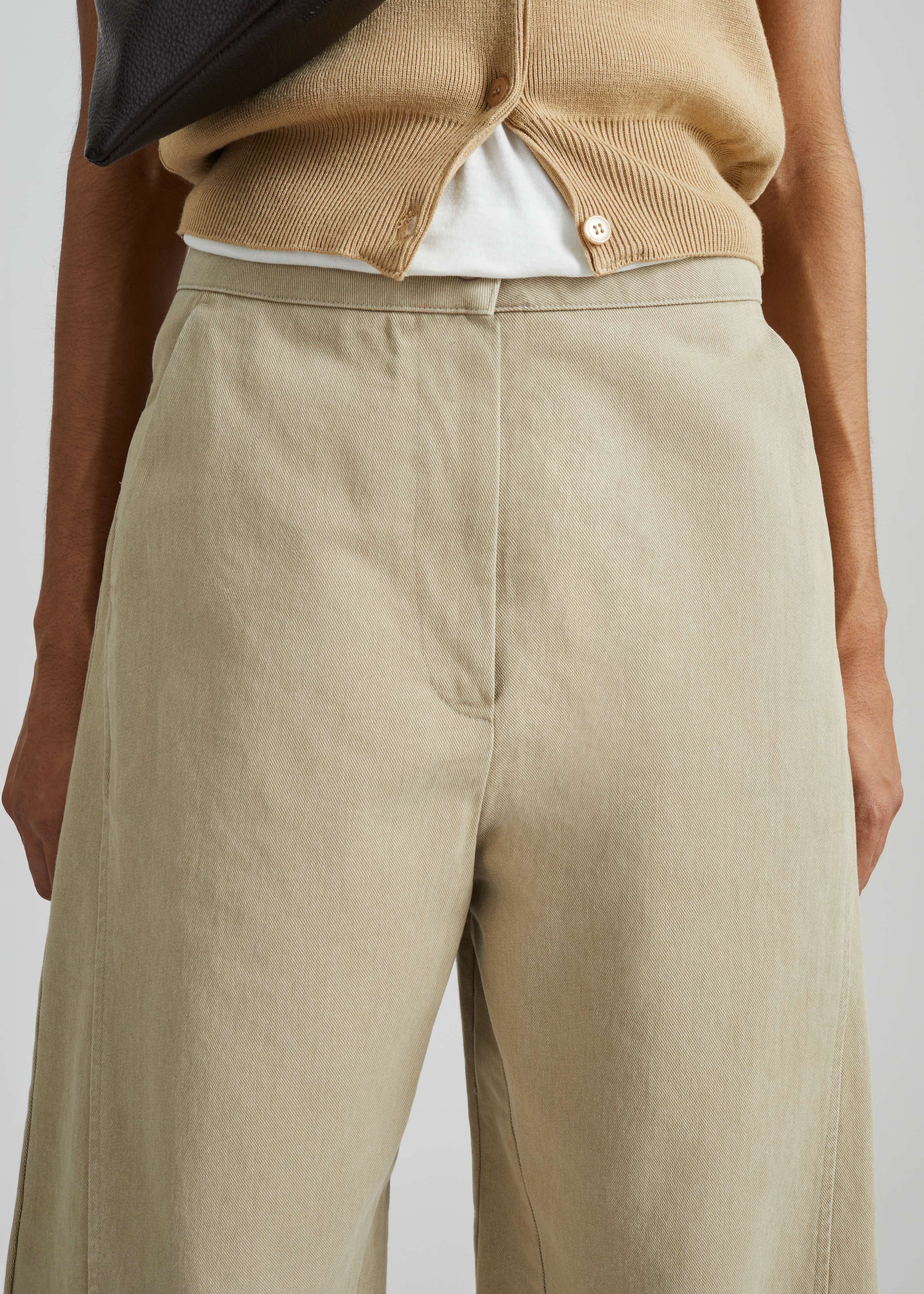Noyon Barrel Leg Pants - Beige