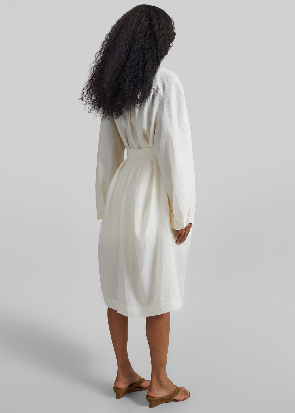 Rosora Sheer Fluid Trench Coat - Cream