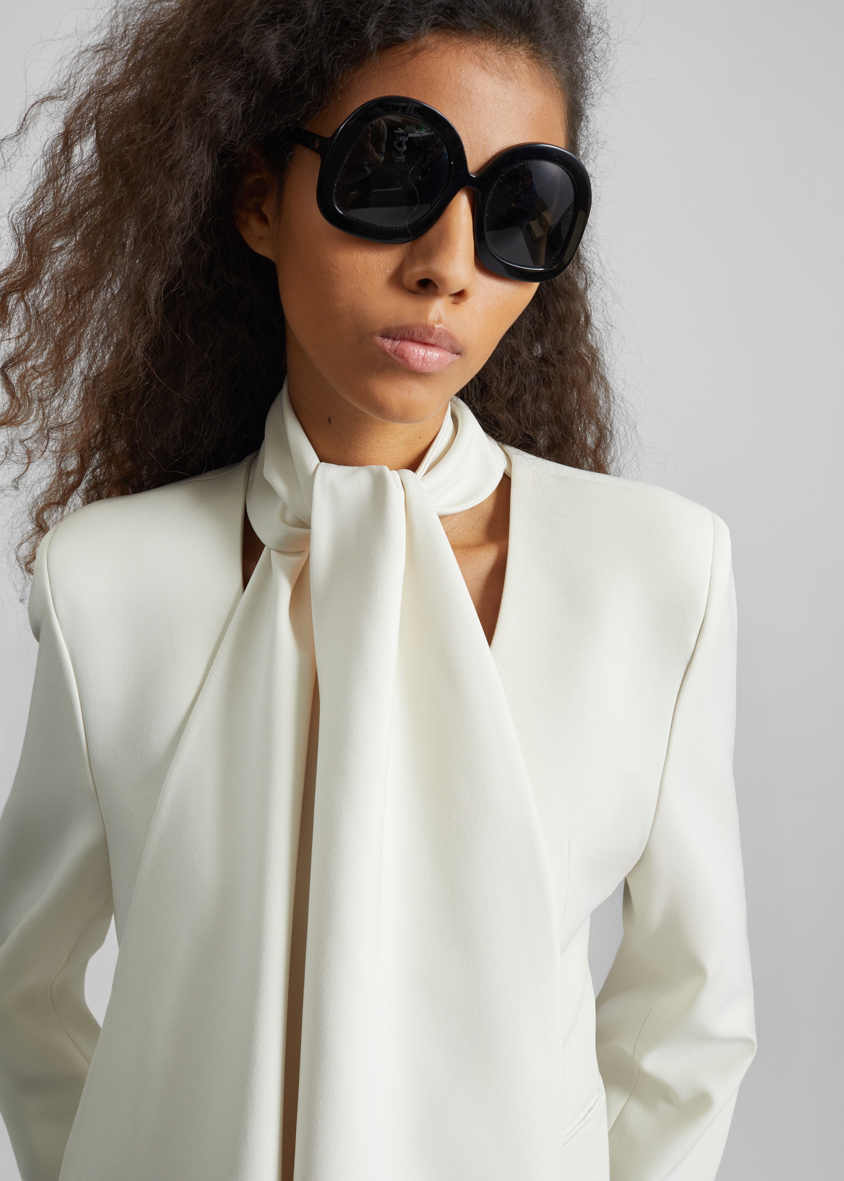 Seika Scarf Blazer - Ivory