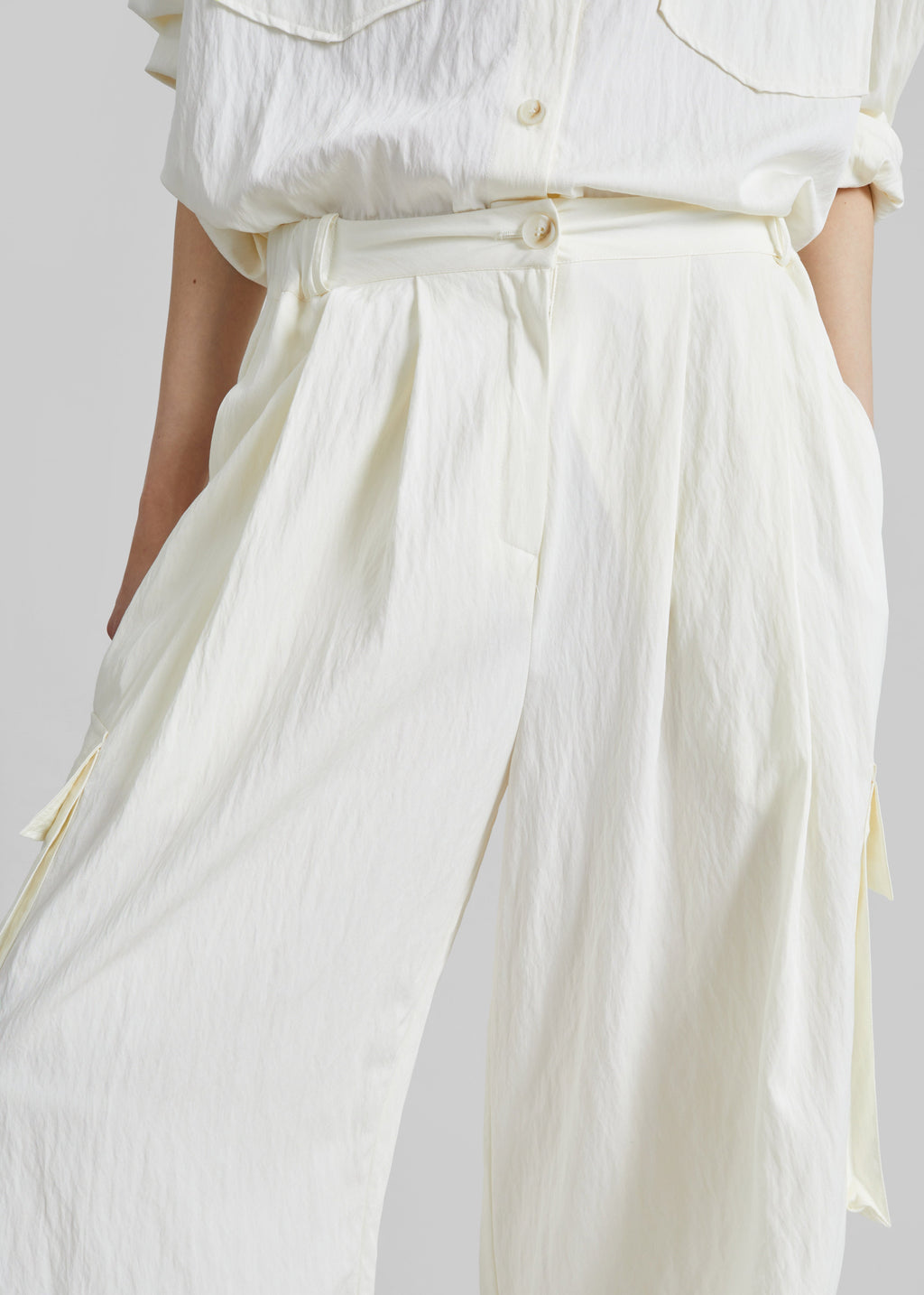Trevi Textured Cargo Pants - Cream
