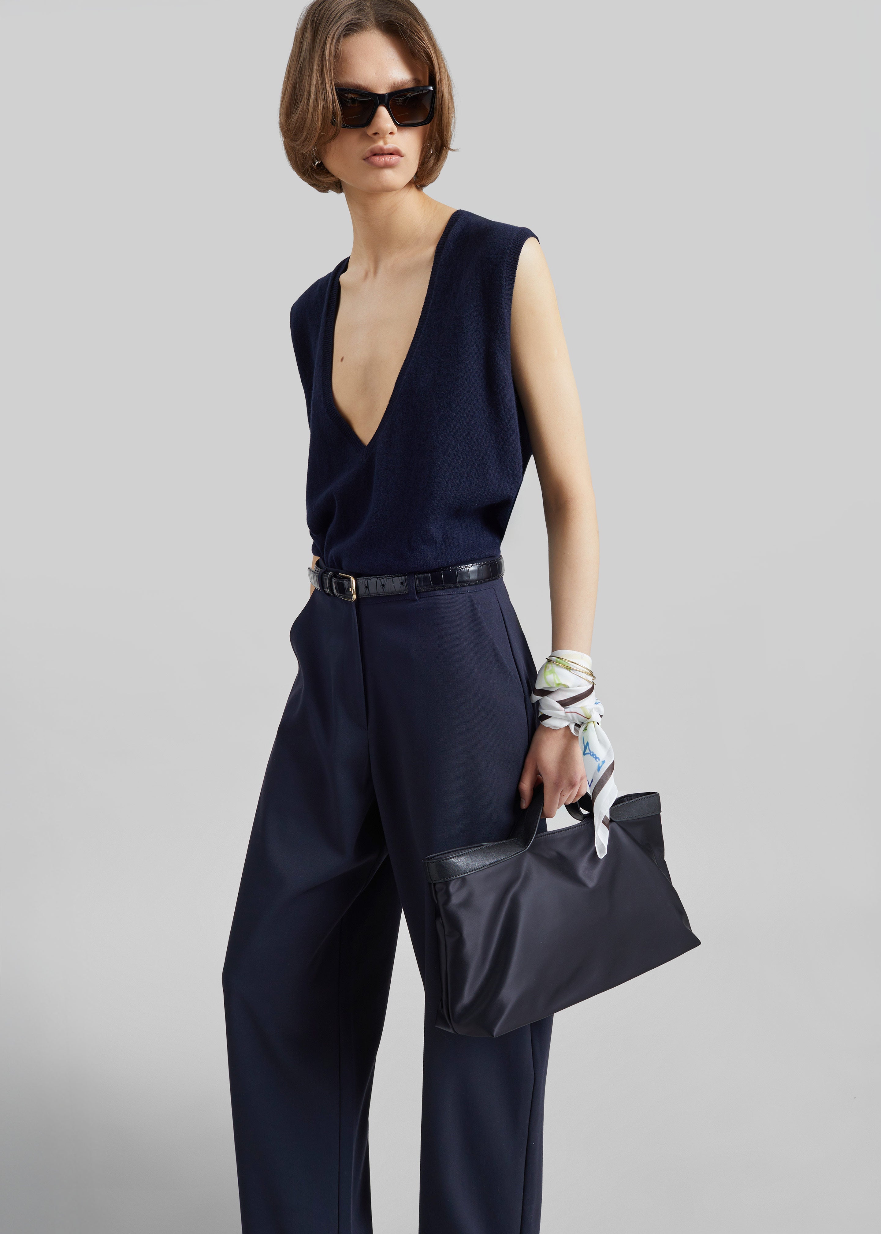Trofa Curved Trousers - Navy