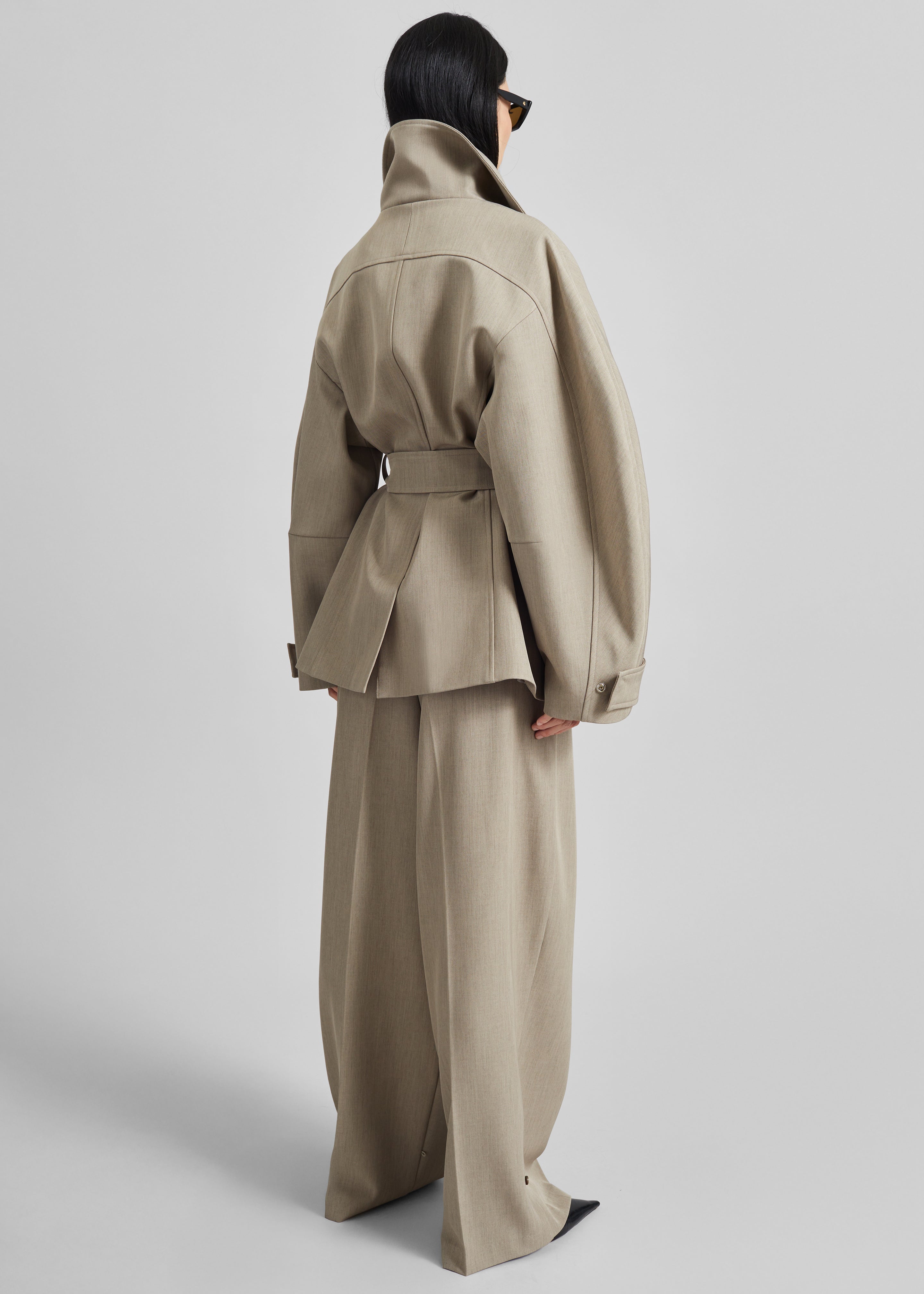 Venlo Pleated Trousers - Beige